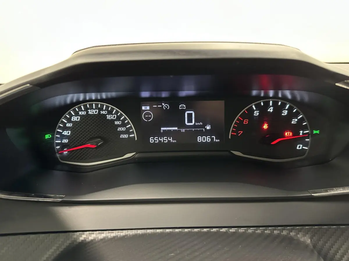 1.2 PureTech Active CRUISE CARPLAY NAVI 65000 KM.