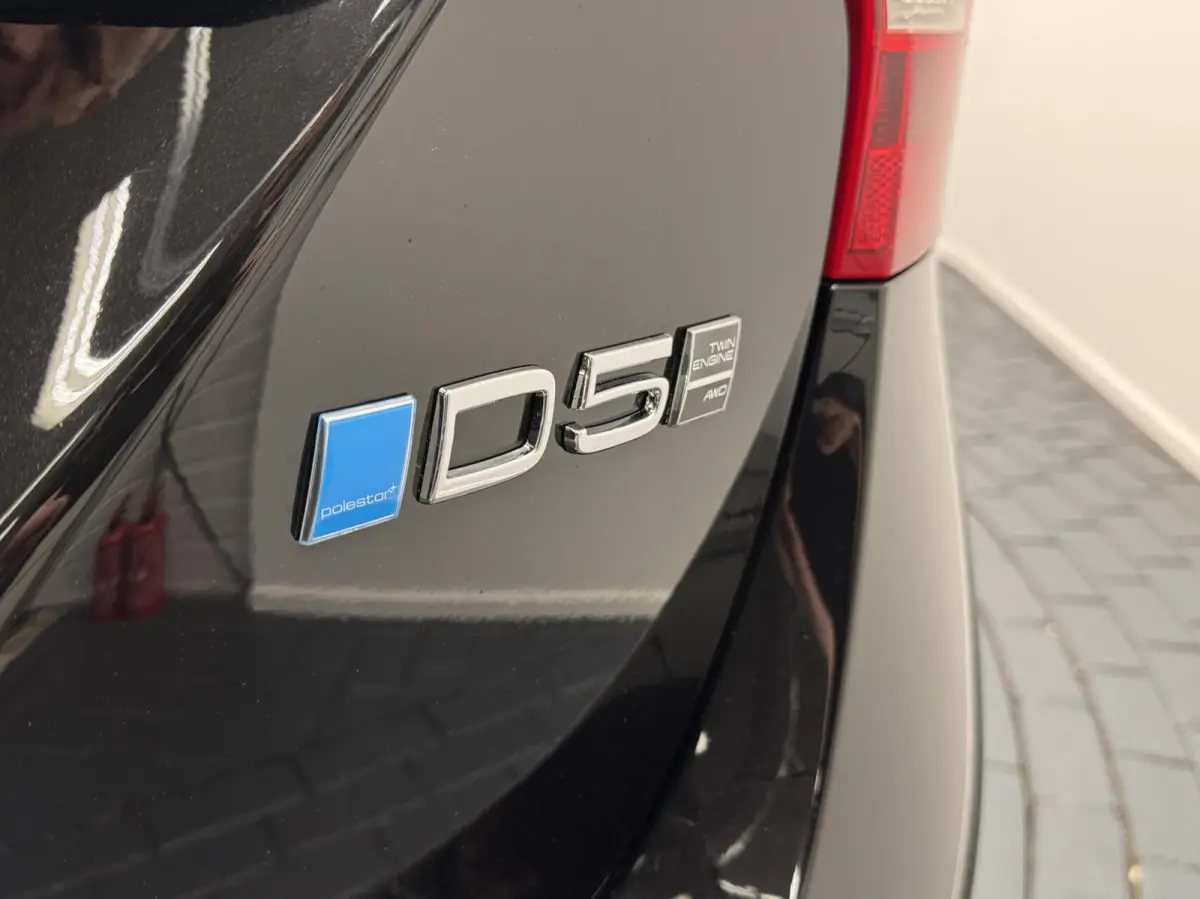2.4 D5 Plug-In Hybrid Polestar Automaat-Trekhaak-Panoramadak-Navigatie-Cr.contr-Clima-Camera-Parkeersensoren-Stoelverwarming-Leder-Lm19''velgen