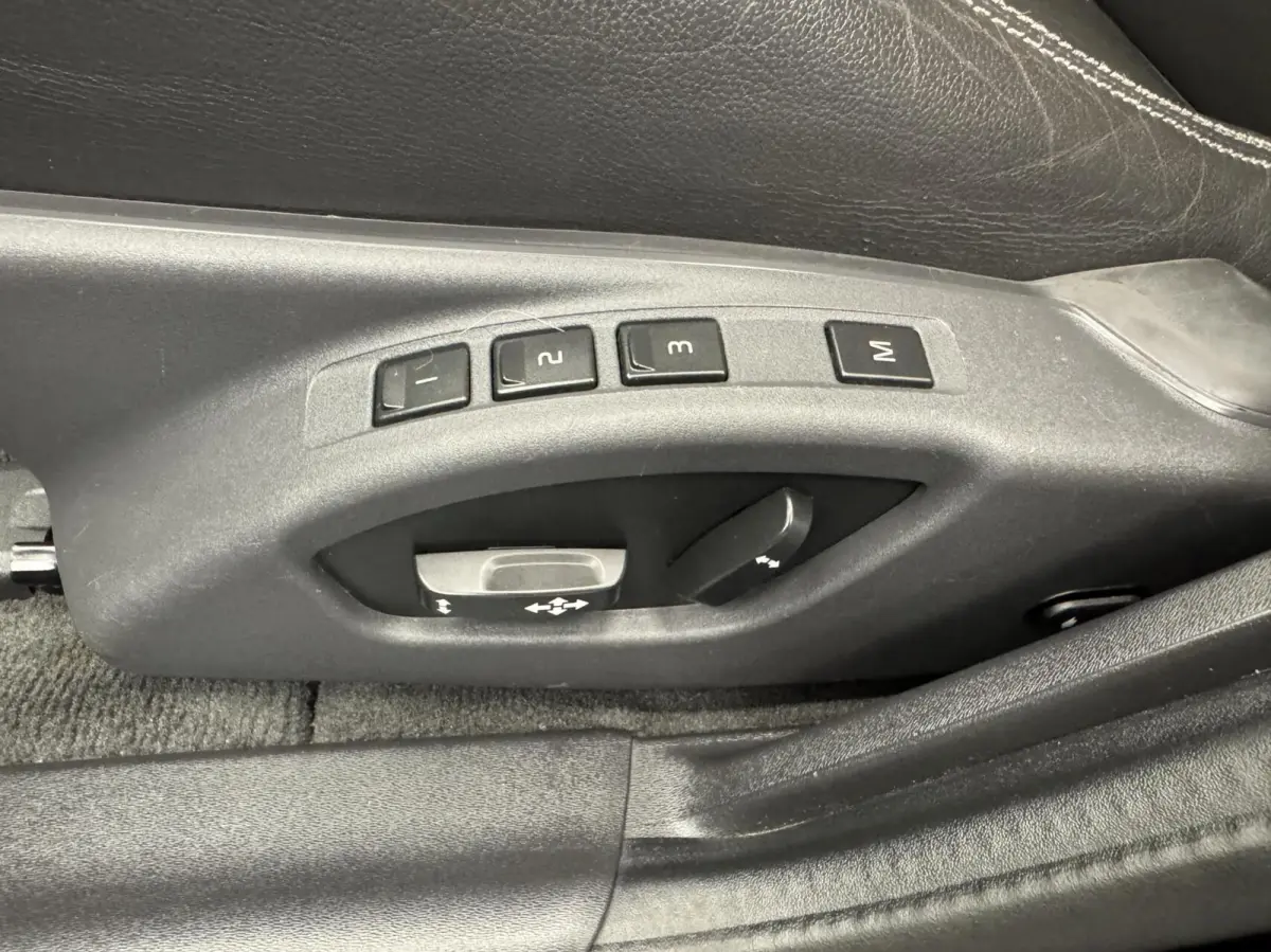 2.4 D5 Plug-In Hybrid Polestar Automaat-Trekhaak-Panoramadak-Navigatie-Cr.contr-Clima-Camera-Parkeersensoren-Stoelverwarming-Leder-Lm19''velgen