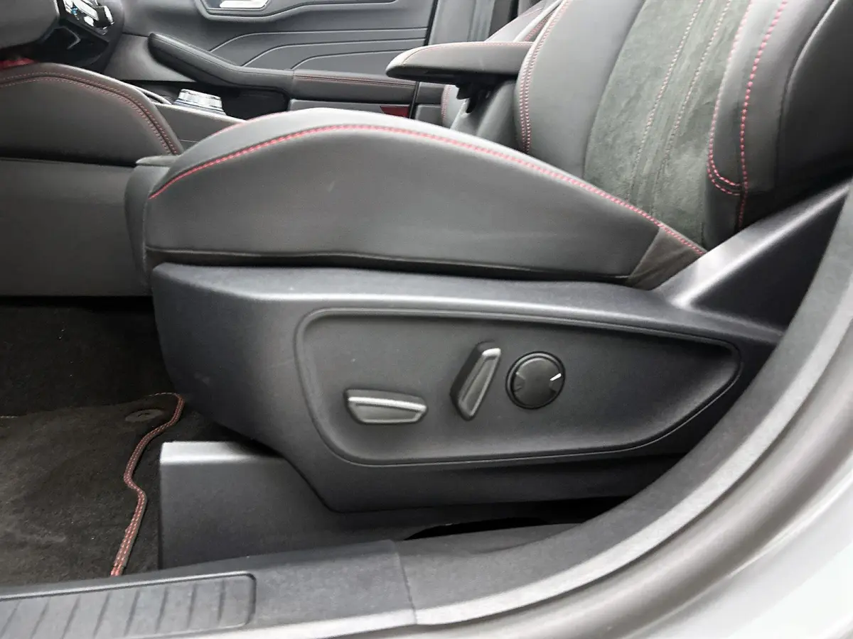 2.5 PHEV ST-Line X | Panoramadak | Afneembare Trekhaak 2100KG | Winterpakket | Elektrische Achterklep | VOL!