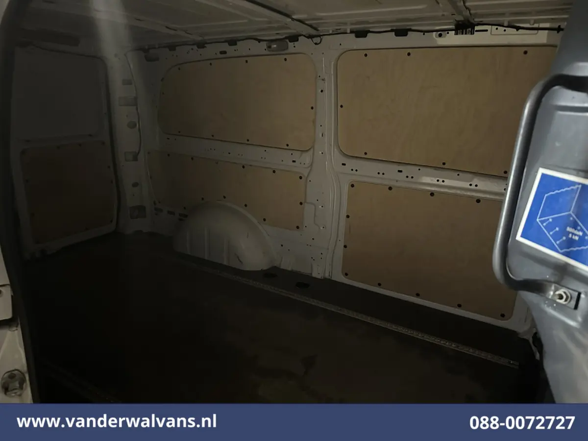 110 CDI 102pk L3H1 Euro6 Airco | Cruisecontrol | 270 Graden Achterdeuren Bluetooth Telefoonvoorbereiding