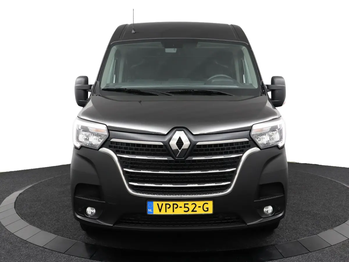T35 L2H2 FWD dCi 135 GB Work Edition | Trekhaak | Navigatie | Parkeercamera |