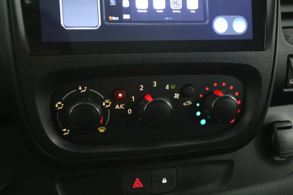 1.6 CDTI L2H1 | Marge | Airco | Cruise | Carplay | 3 Zits | Trekhaak | Parkeersens.