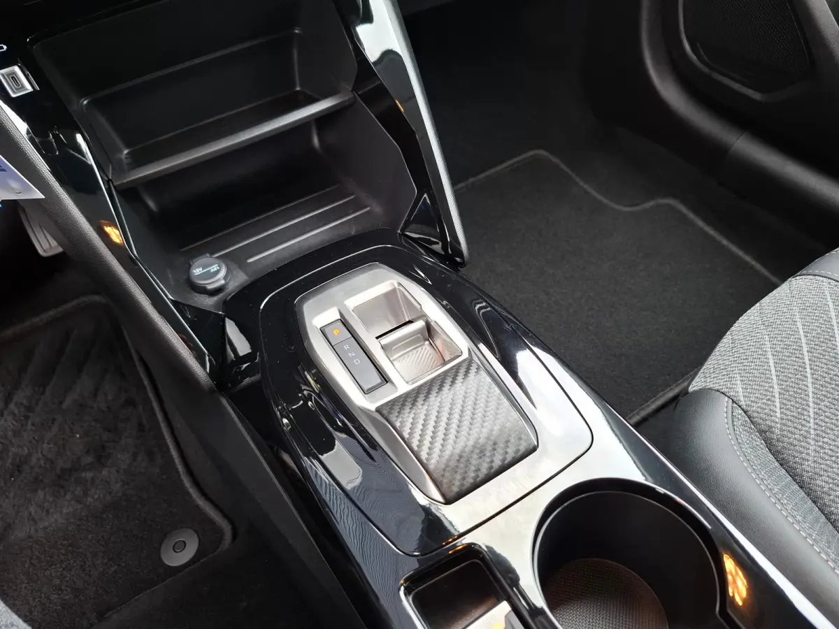 ALLURE Hybrid 110 e-DCS6 | 8 JAAR GARANTIE | CAMERA VOOR + ACHTER | NAVI | LED | DRAADLOOS CARPLAY |