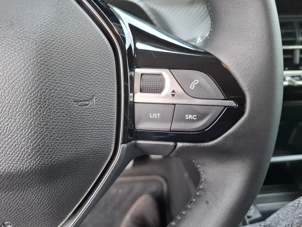 ALLURE Hybrid 110 e-DCS6 | 8 JAAR GARANTIE | CAMERA VOOR + ACHTER | NAVI | LED | DRAADLOOS CARPLAY |