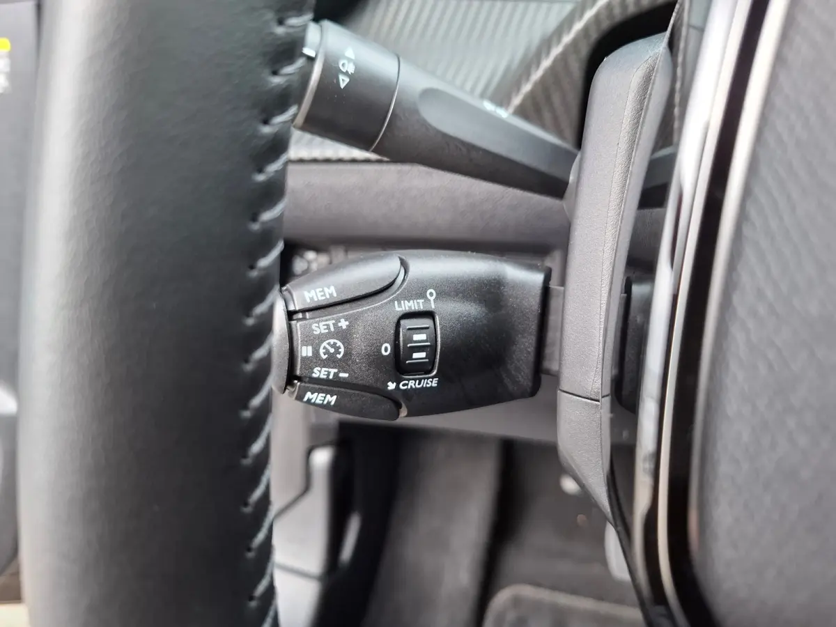 ALLURE Hybrid 110 e-DCS6 | 8 JAAR GARANTIE | CAMERA VOOR + ACHTER | NAVI | LED | DRAADLOOS CARPLAY |