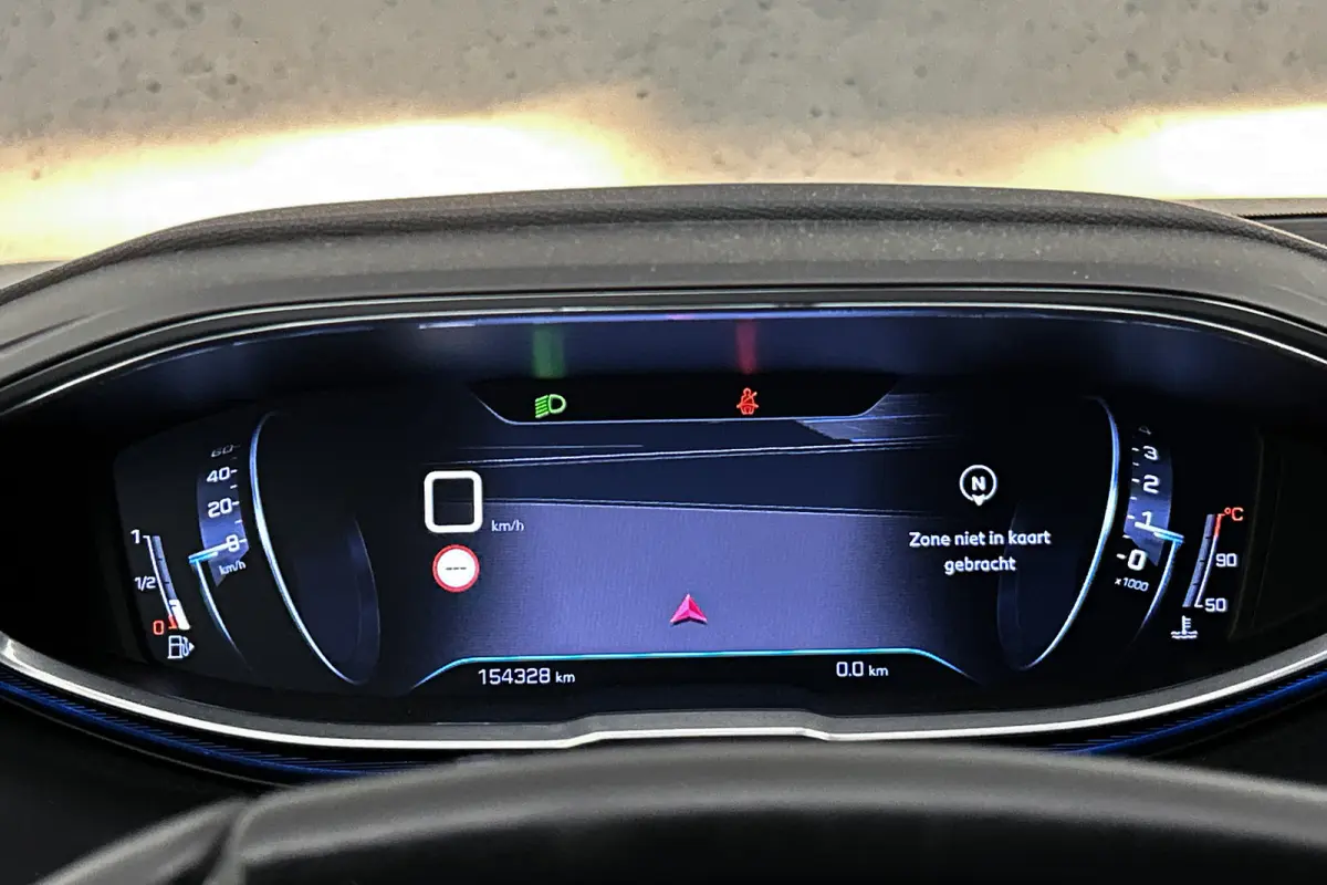 1.2 PureTech Active | Afneembare trekhaak | Navigatie | Airco