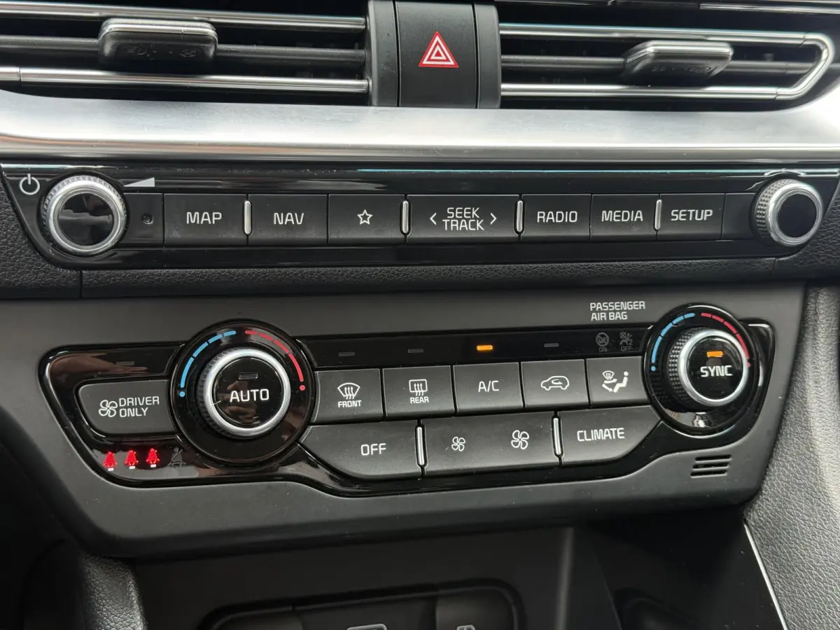 1.6 GDi Hybrid DynamicPlusLine 2e Eigenaar|Navi|Camera|Clima|Cruise|Stoelverwarming|Carplay|N.A.P|APK tot 05-2028