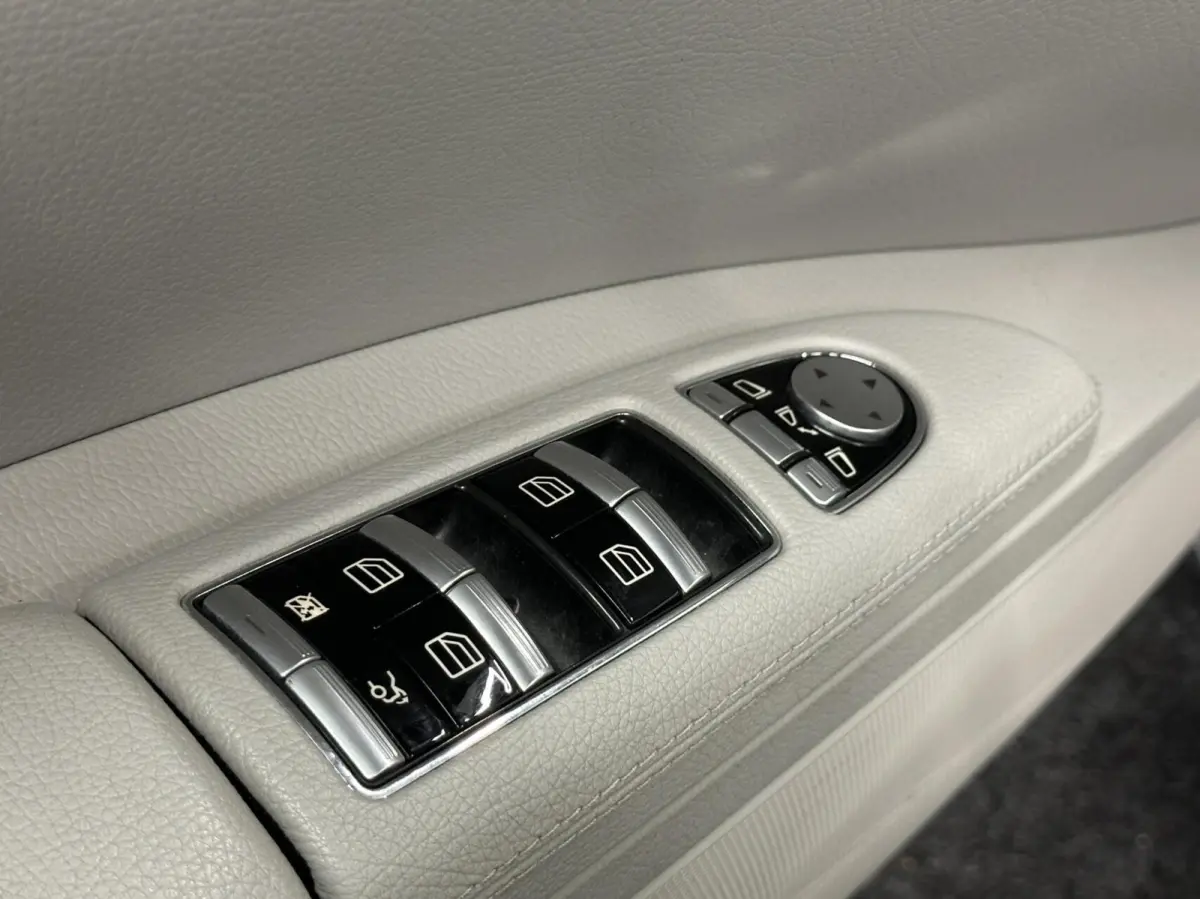 350 CDI BlueTEC Lang Prestige CAMERA NAVI LEER SCHUIF/KANTEL DAK TREKHAAK.