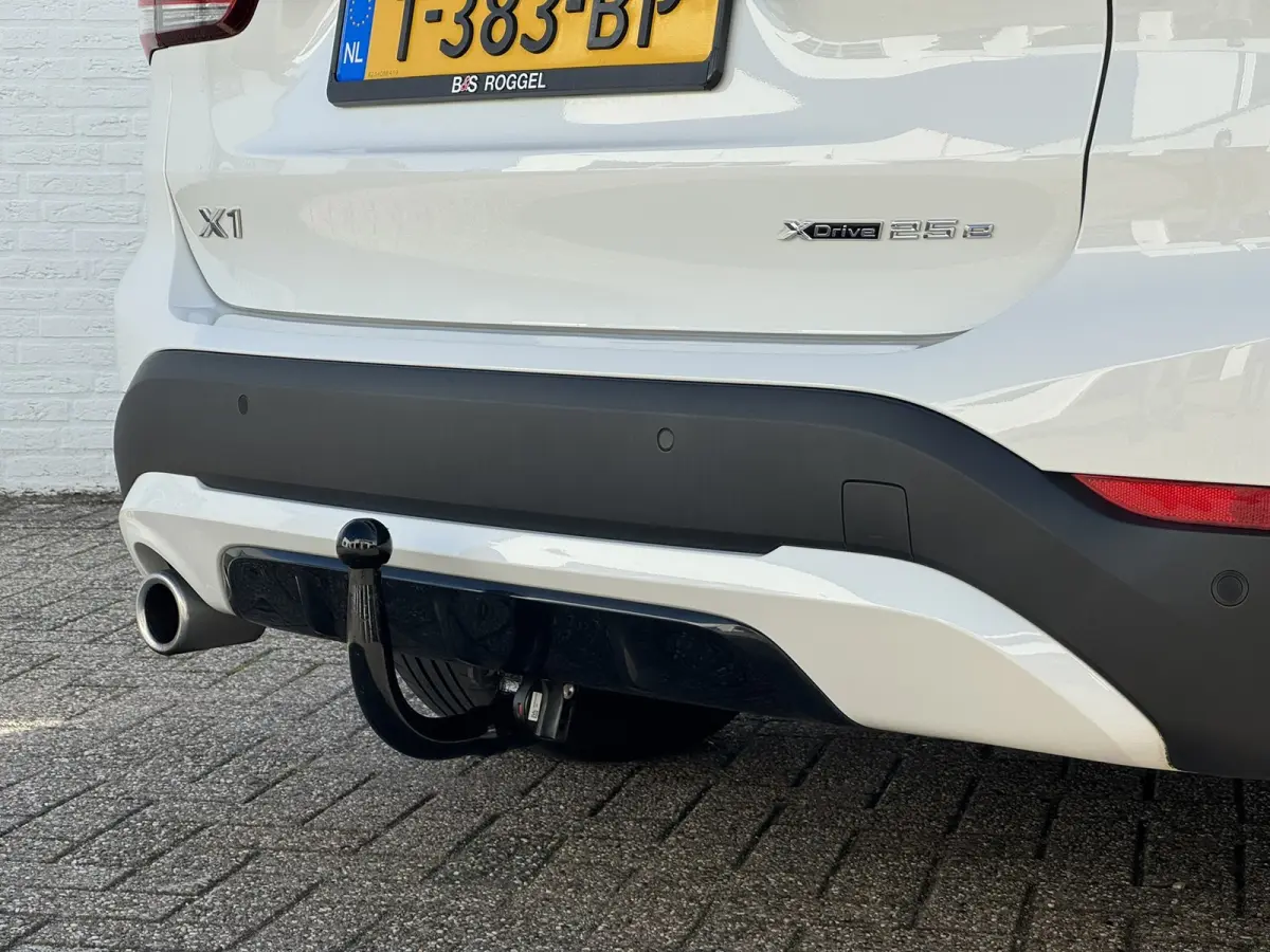 XDrive25e eDrive Edition Trekhaak Leder Panorama dak Led Adaptieve cruise