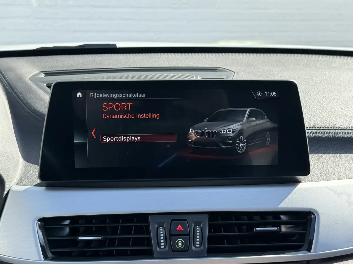XDrive25e eDrive Edition Trekhaak Leder Panorama dak Led Adaptieve cruise