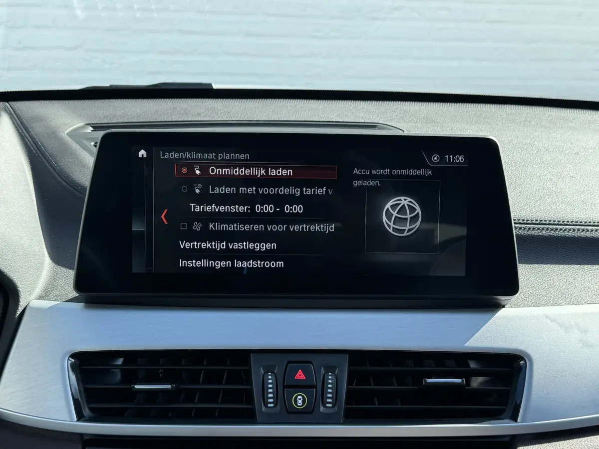 XDrive25e eDrive Edition Trekhaak Leder Panorama dak Led Adaptieve cruise