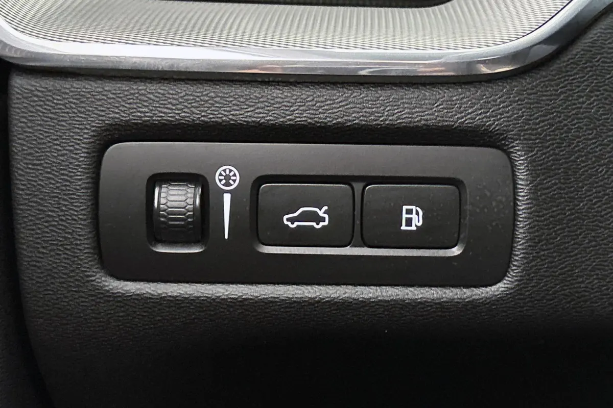 2.0 T6 Plug-in hybrid AWD R-Design Pano Trekhaak Harman Kardon Stoelverwarming 21"