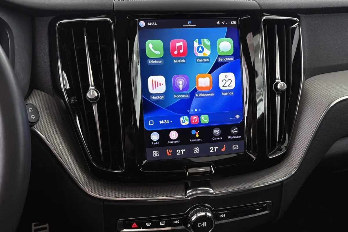 2.0 T6 Plug-in hybrid AWD R-Design Pano Trekhaak Harman Kardon Stoelverwarming 21"