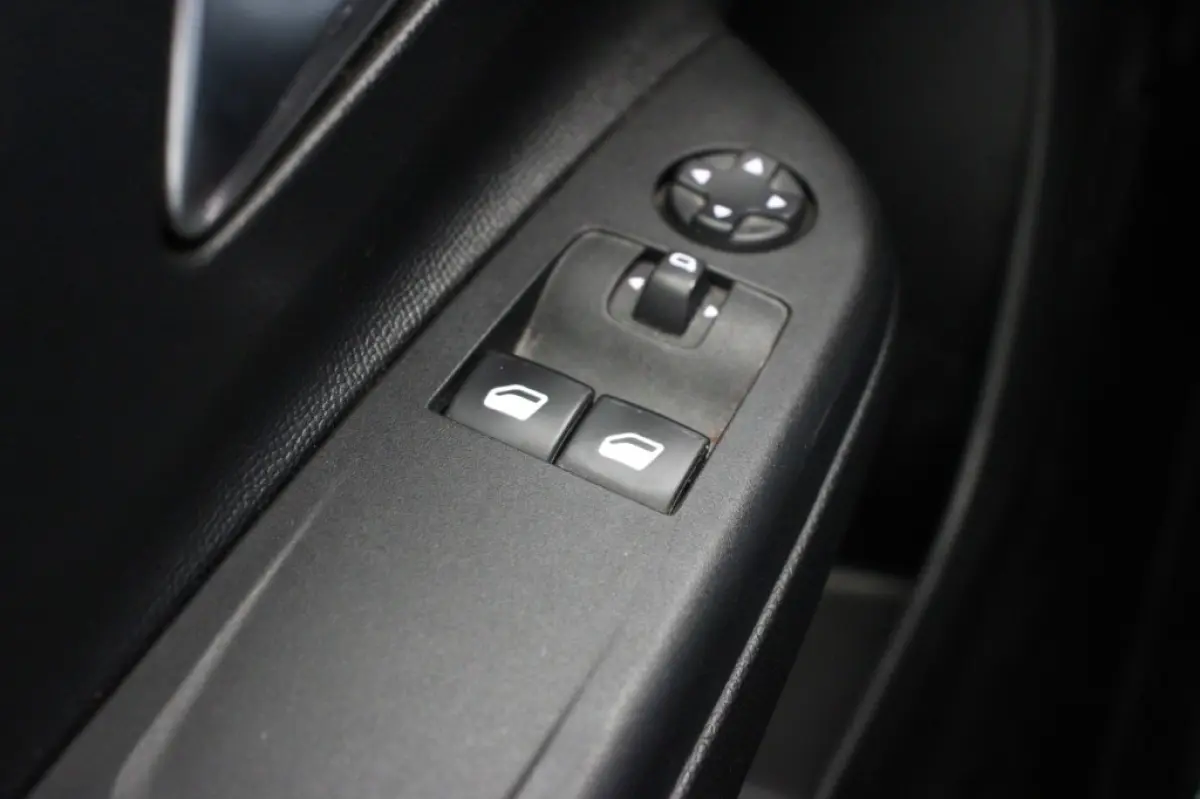 1.2 Edition - Carplay, Cruise, PDC
