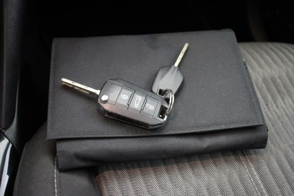 1.2 Edition - Carplay, Cruise, PDC