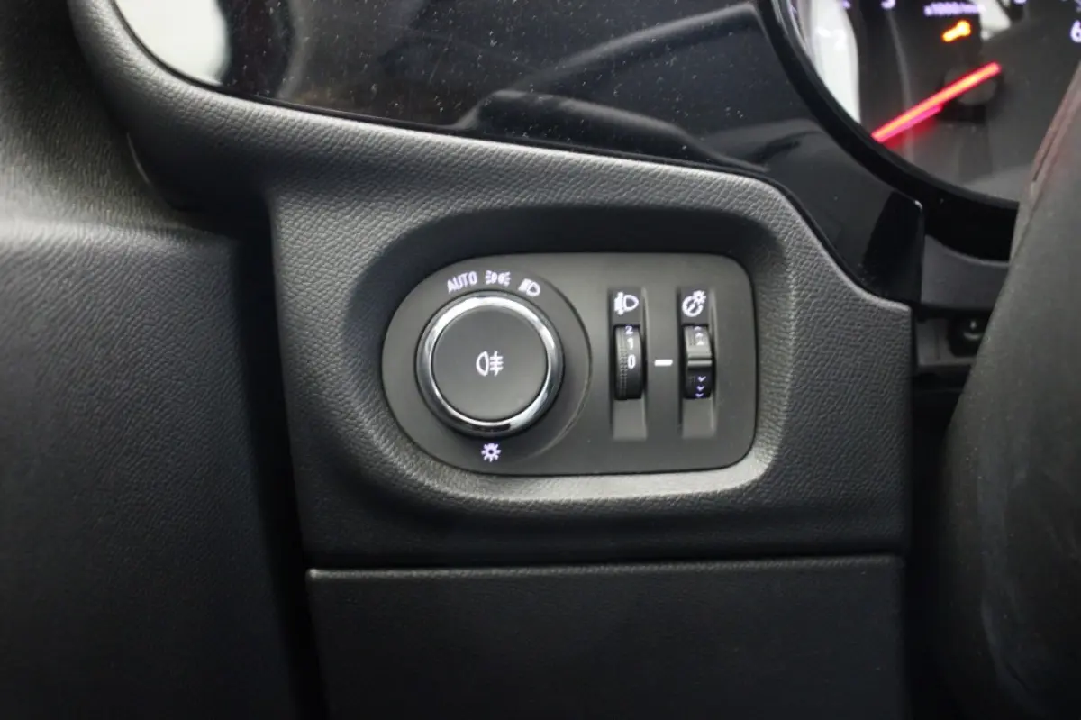 1.2 Edition - Carplay, Cruise, PDC