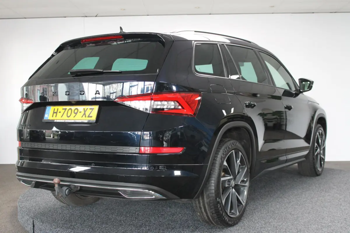 1.5 TSI Sportline Business|Rijklaar prijs|Elek. trekhaak|Leder|Elek. stoel|Camera|