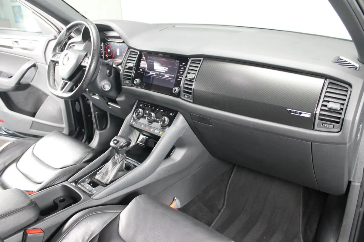 1.5 TSI Sportline Business|Rijklaar prijs|Elek. trekhaak|Leder|Elek. stoel|Camera|