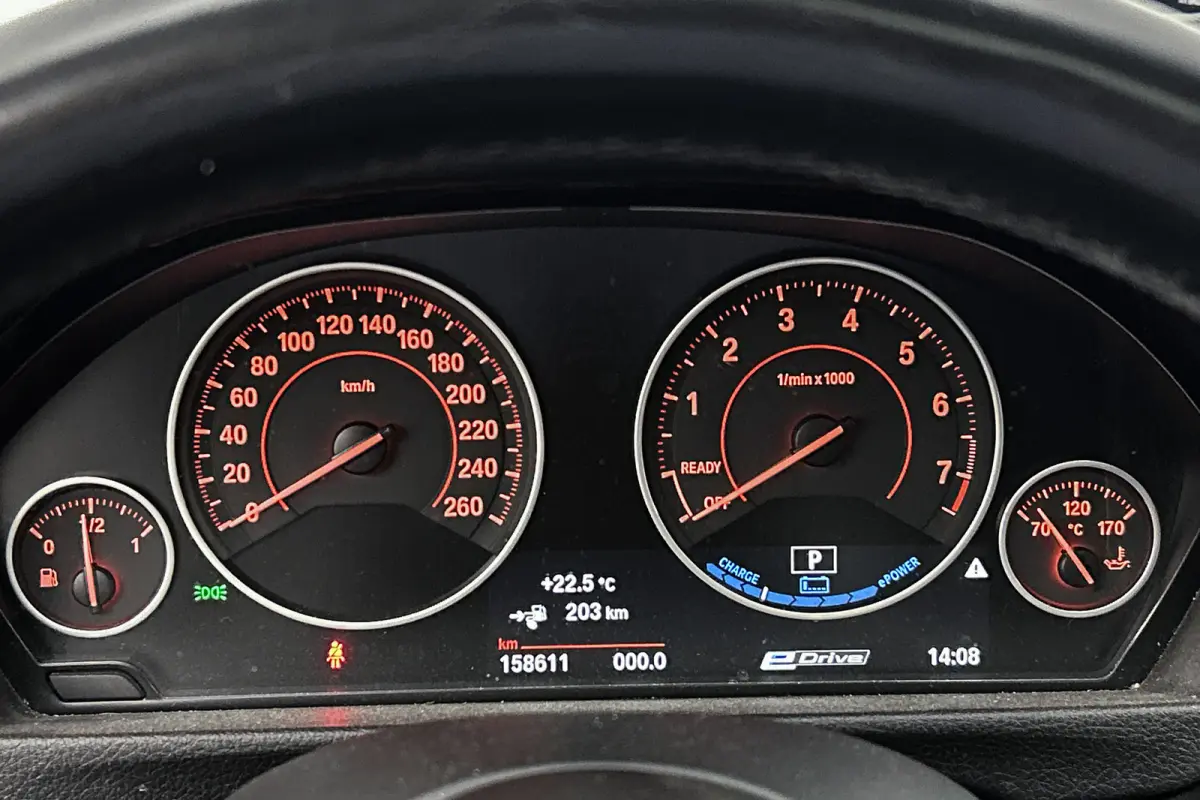 330e Centennial M-sport | Camera | Lederen bekleding | Schuif-/kanteldak