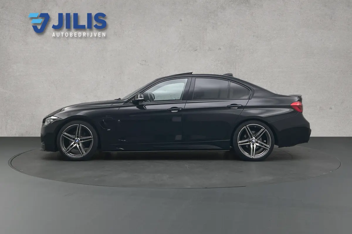 330e Centennial M-sport | Camera | Lederen bekleding | Schuif-/kanteldak