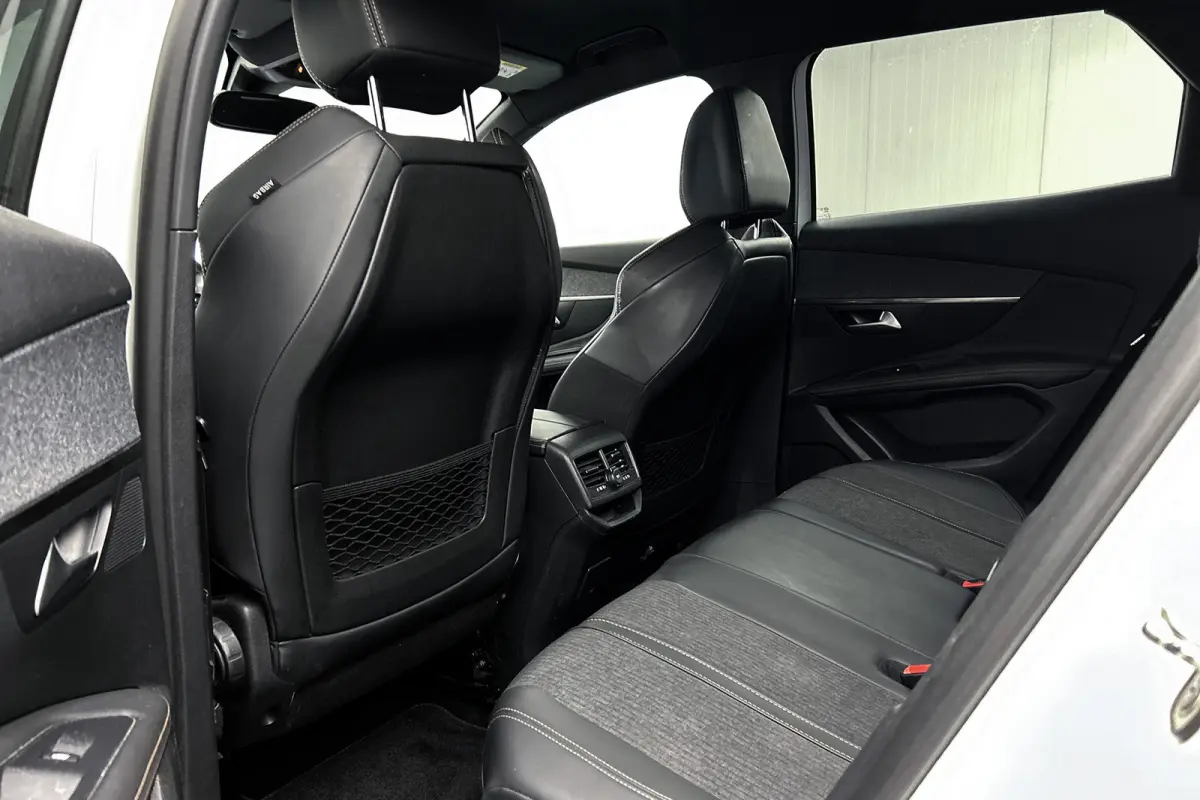 1.2 PureTech GT Line | Half lederen bekleding | Camera | Airco