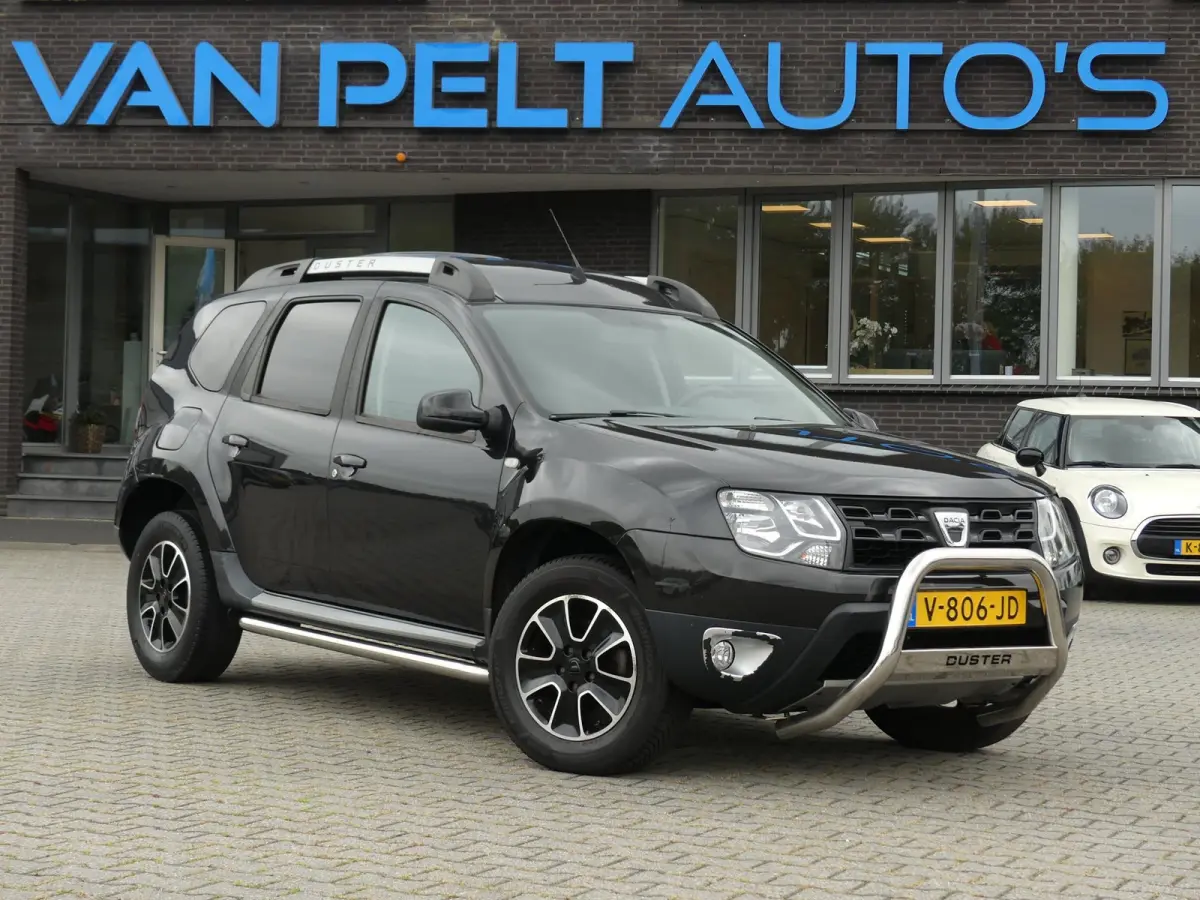 1.5 dCi 4x2 AUTOMAAT Série Limitée BlackShadow