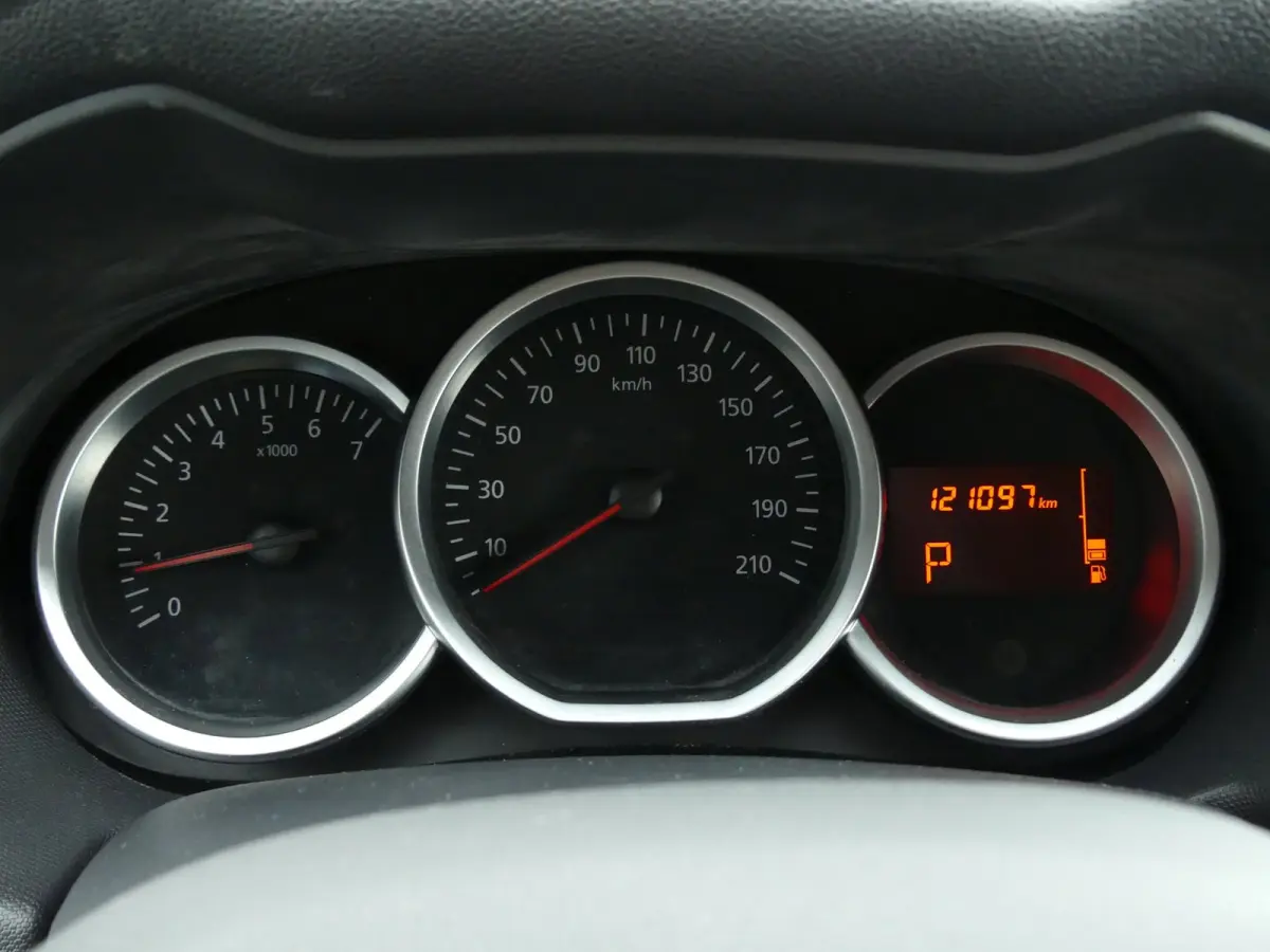 1.5 dCi 4x2 AUTOMAAT Série Limitée BlackShadow