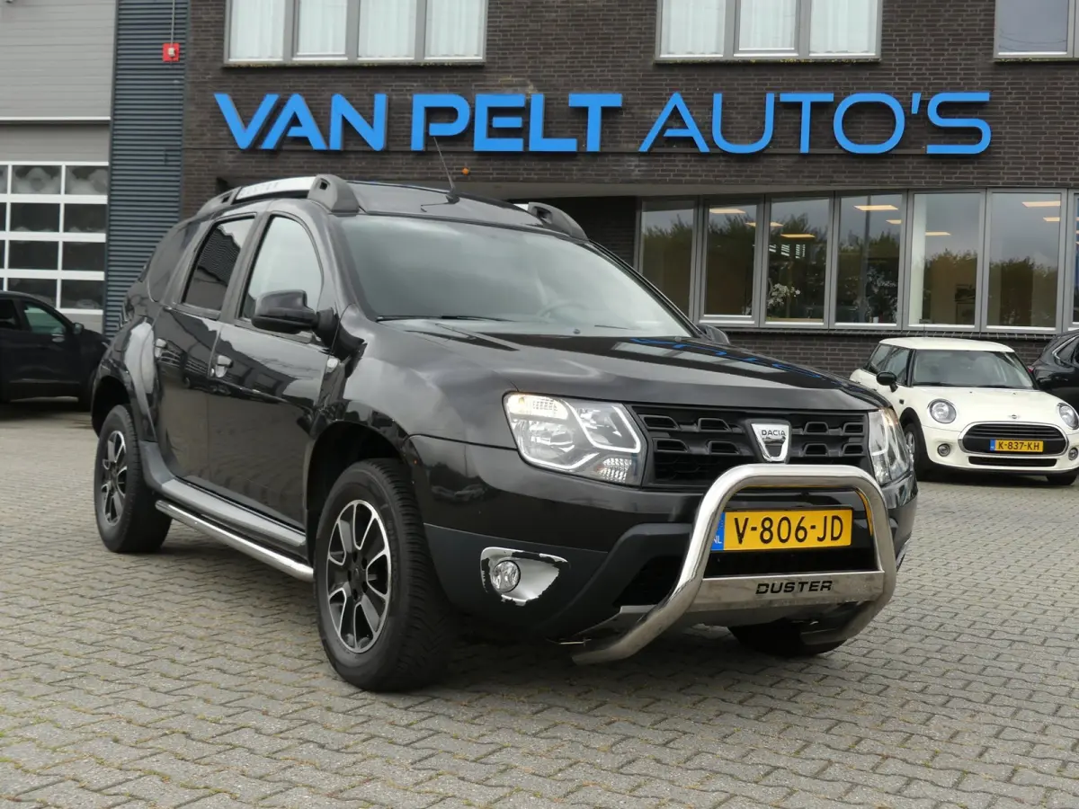 1.5 dCi 4x2 AUTOMAAT Série Limitée BlackShadow