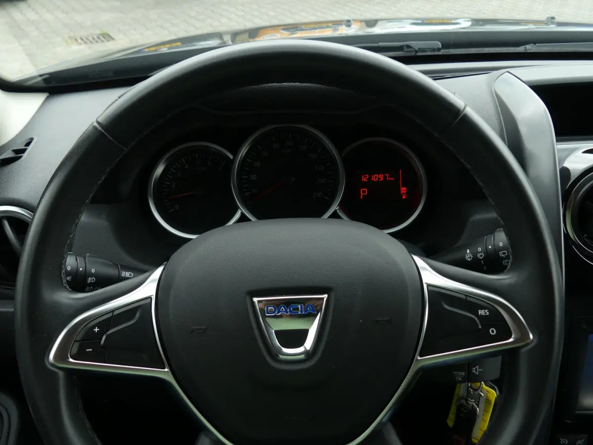 1.5 dCi 4x2 AUTOMAAT Série Limitée BlackShadow