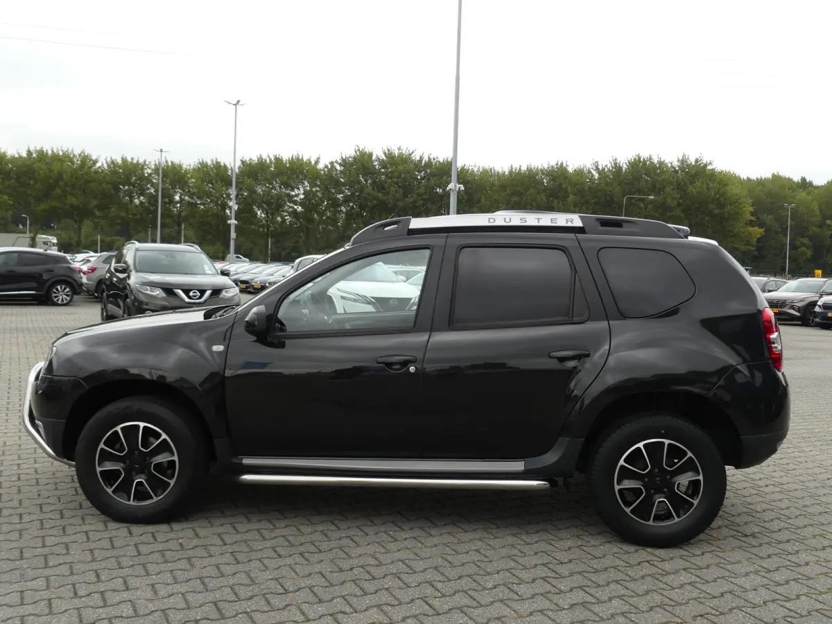1.5 dCi 4x2 AUTOMAAT Série Limitée BlackShadow