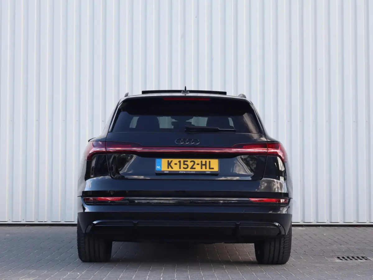 50 313pk quattro S edition 71 kWh | SoH 97% | Panormadak | Adaptive Cruise | Voorstoelen Verwarmd | 360 Camera | Elektrische Voorstoelen | 20'' LM Velgen