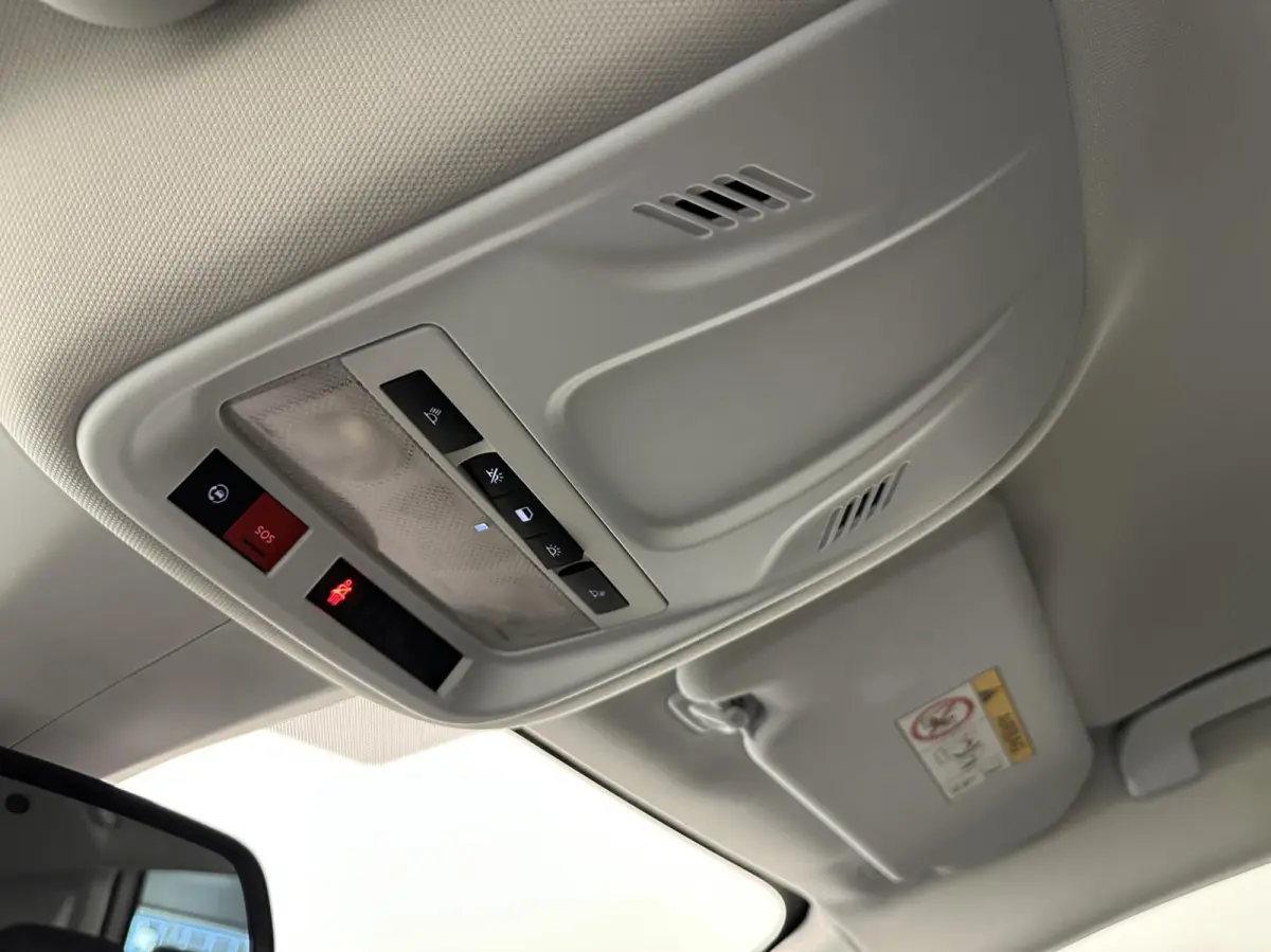 1.2 Turbo Business Executive CAMERA TREKHAAK CARPLAY LM NAVI ECC CRUISE.