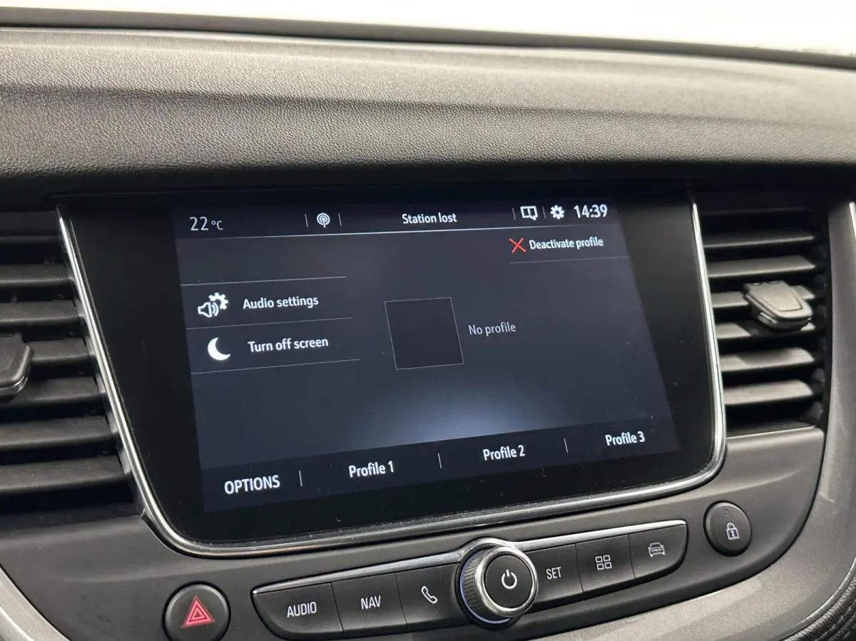 1.2 Turbo Business Executive CAMERA TREKHAAK CARPLAY LM NAVI ECC CRUISE.
