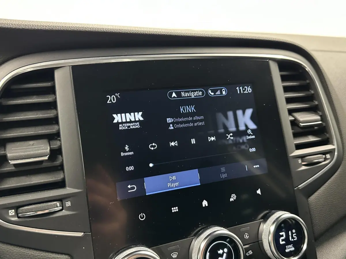 1.3 TCe Intens NAVI CARPLAY CRUISE LM ECC.