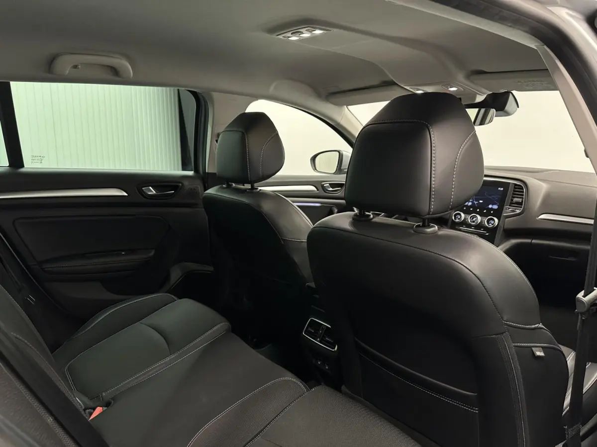 1.3 TCe Intens NAVI CARPLAY CRUISE LM ECC.