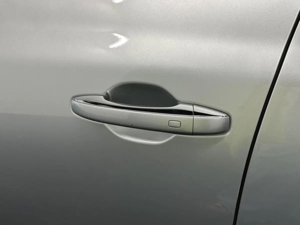 1.3 TCe Intens NAVI CARPLAY CRUISE LM ECC.