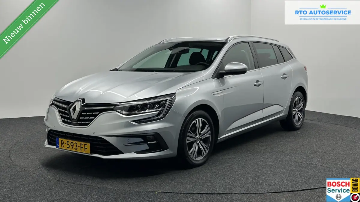 1.3 TCe Intens NAVI CARPLAY CRUISE LM ECC.