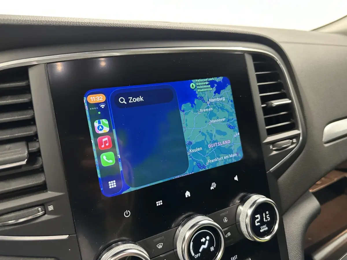 1.3 TCe Intens NAVI CARPLAY CRUISE LM ECC.
