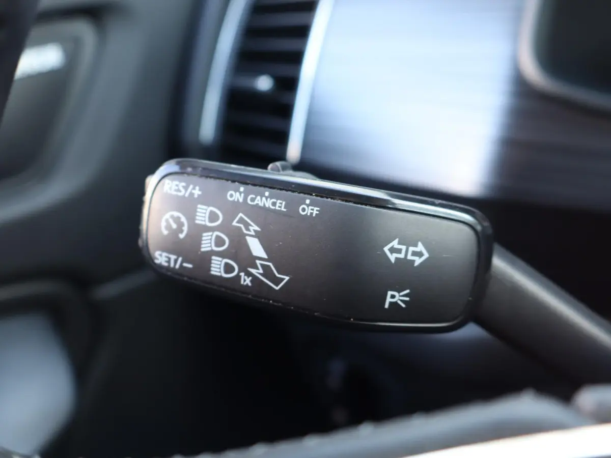 1.5 TSI 150pk DSG Business Edition | Cruise Control | Functie Pakket | Voorstoelen verwarmd | Apple Carplay/Android Auto | Trekhaak | PDC Voor & Achter