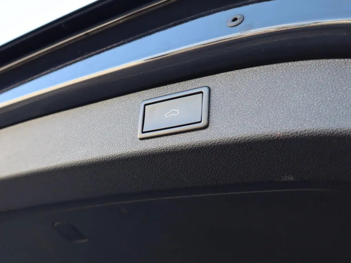 1.5 TSI 150pk DSG Business Edition | Cruise Control | Functie Pakket | Voorstoelen verwarmd | Apple Carplay/Android Auto | Trekhaak | PDC Voor & Achter