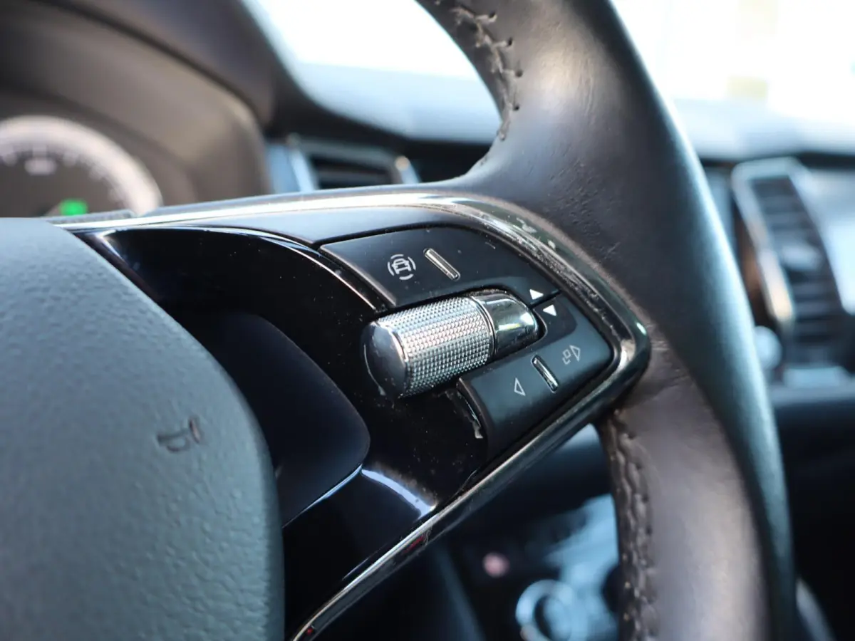 1.5 TSI 150pk DSG Business Edition | Cruise Control | Functie Pakket | Voorstoelen verwarmd | Apple Carplay/Android Auto | Trekhaak | PDC Voor & Achter