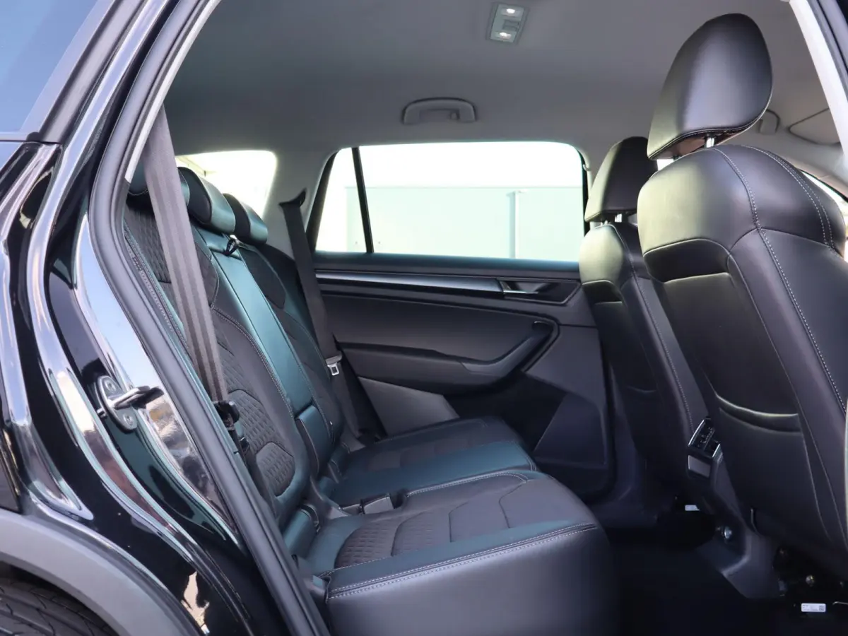 1.5 TSI 150pk DSG Business Edition | Cruise Control | Functie Pakket | Voorstoelen verwarmd | Apple Carplay/Android Auto | Trekhaak | PDC Voor & Achter