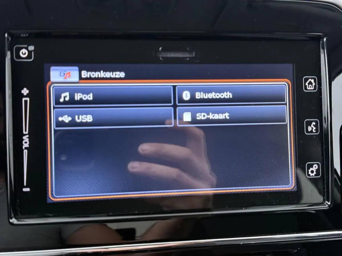 1.4 Boosterjet Select Smart Hybrid