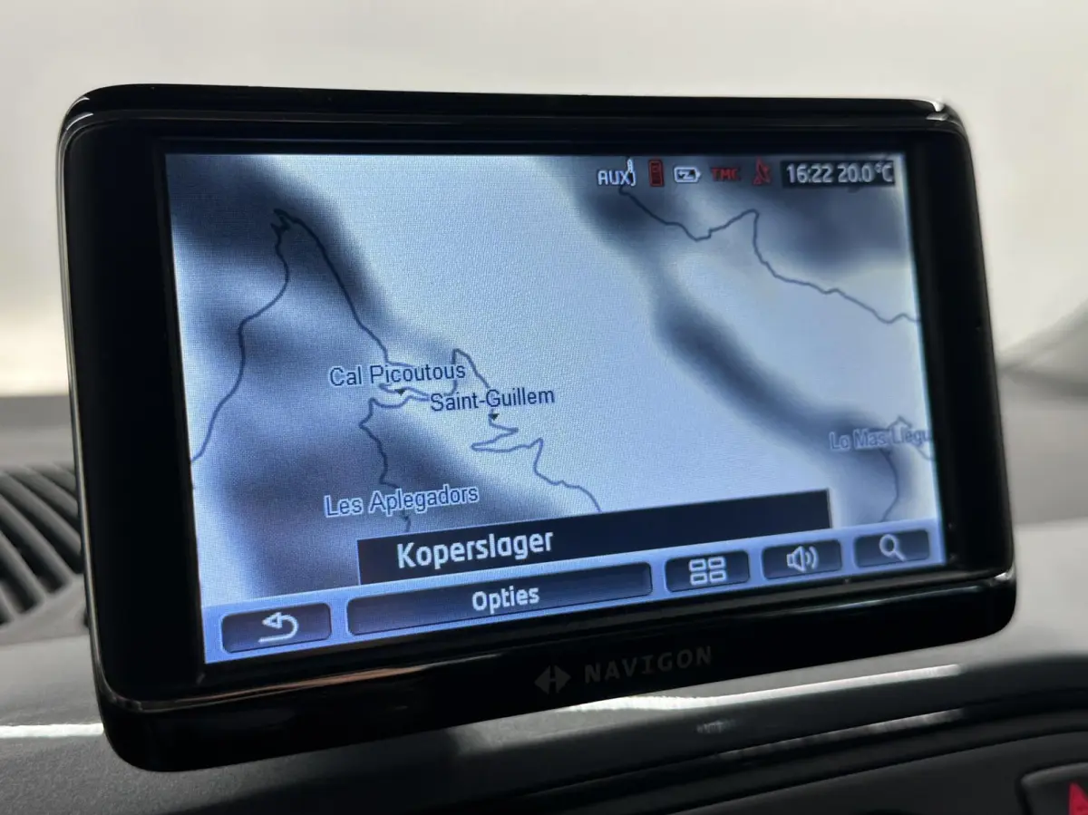 1.0 Sport Connect AIRCO CRUISE NAVI 5 DEURS 108000 KM.