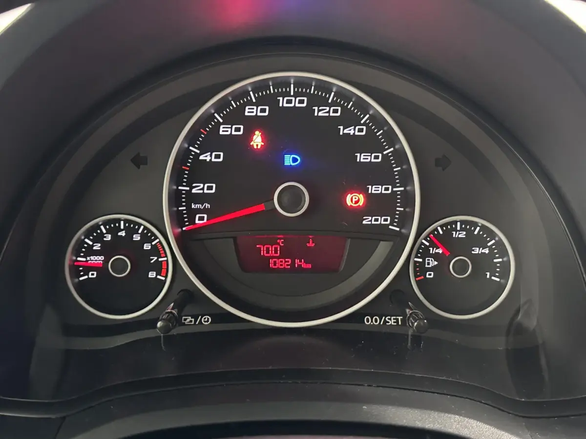 1.0 Sport Connect AIRCO CRUISE NAVI 5 DEURS 108000 KM.