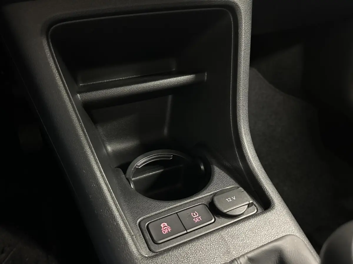 1.0 Sport Connect AIRCO CRUISE NAVI 5 DEURS 108000 KM.