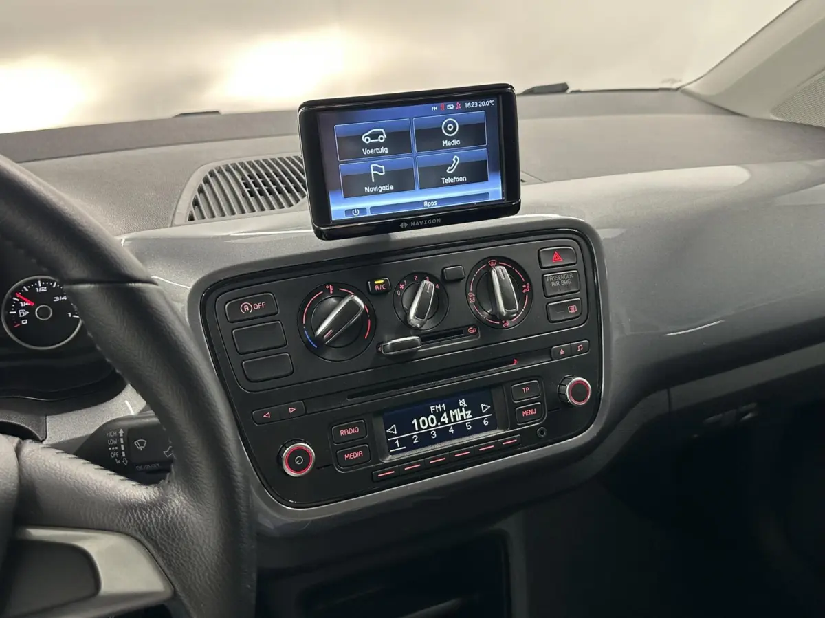 1.0 Sport Connect AIRCO CRUISE NAVI 5 DEURS 108000 KM.