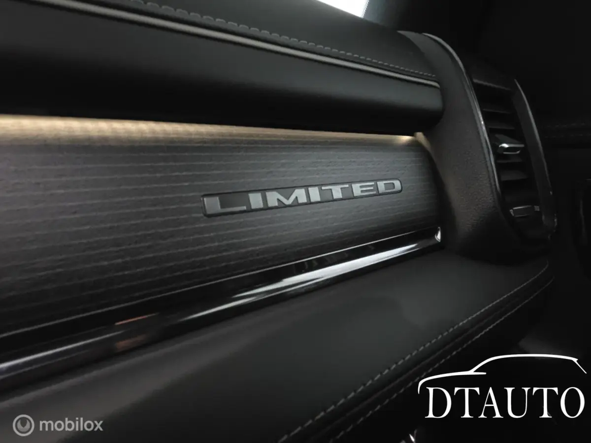 1500 4X4 5.7 V8 Limited Black Edition Luchtvering