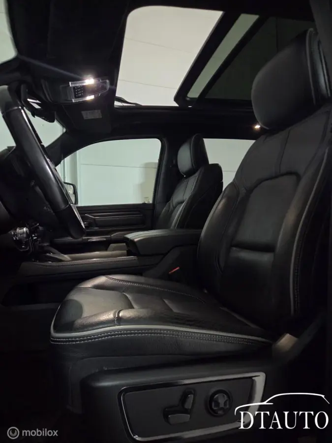 1500 4X4 5.7 V8 Limited Black Edition Luchtvering